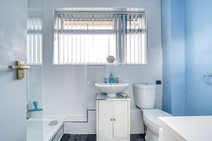 Photo 25- click for photo gallery